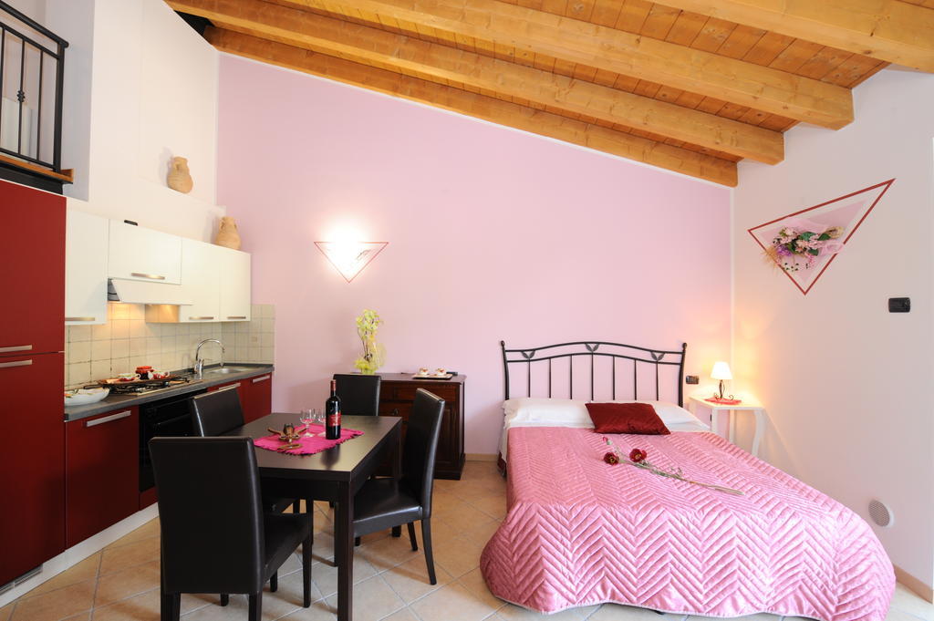 Agriturismo Terra E Sole SantʼAmbrogio di Valpolicella Zimmer foto