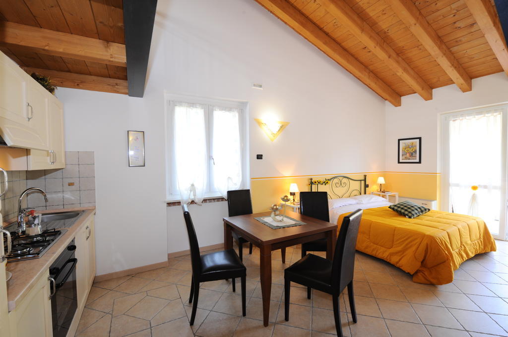 Agriturismo Terra E Sole SantʼAmbrogio di Valpolicella Zimmer foto